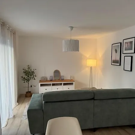 Schoene In Traumlage Apartman